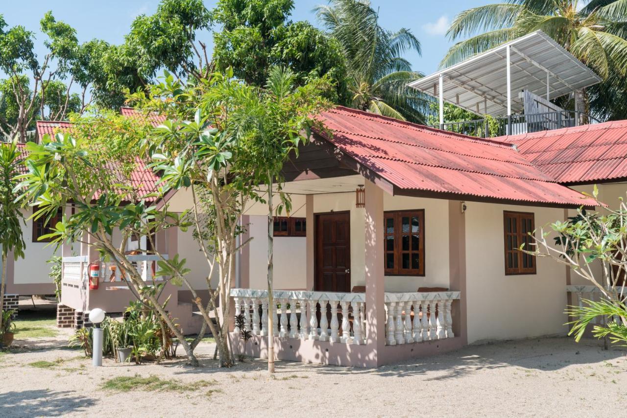 Phangan Lodge Ban Tai Exterior photo