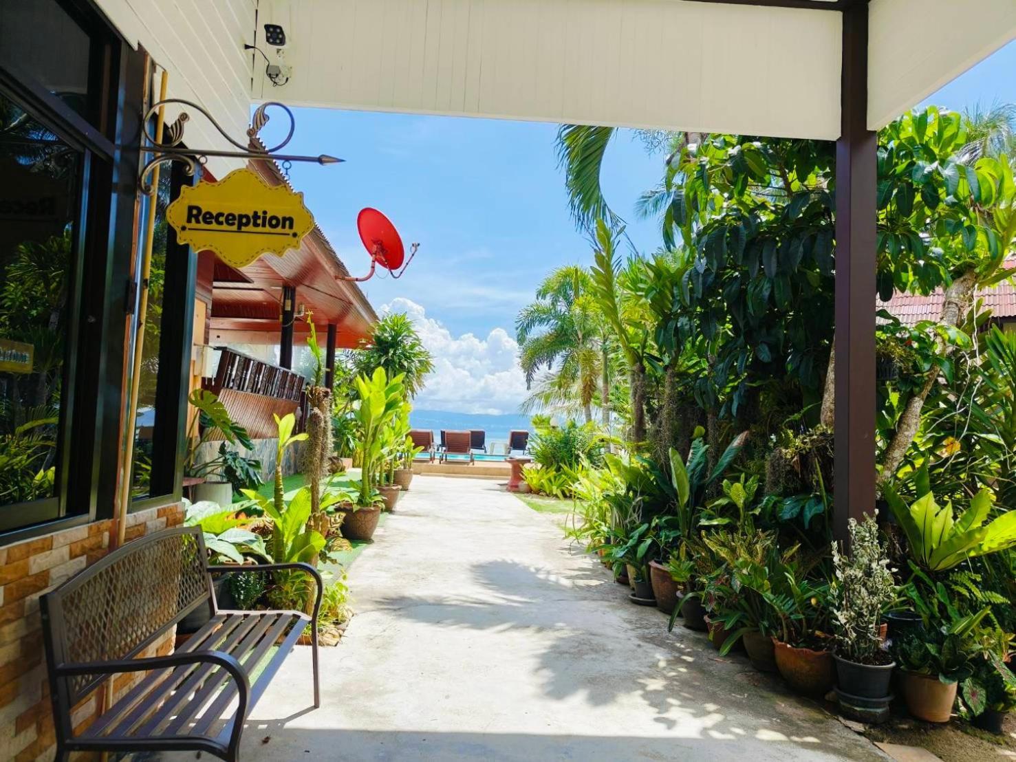 Phangan Lodge Ban Tai Exterior photo