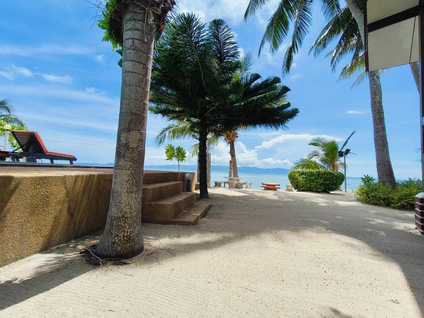 Phangan Lodge Ban Tai Exterior photo